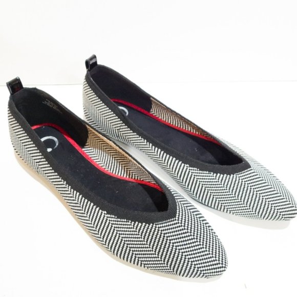 Journee Collection Karise Ballet Flats -10 - Picture 6 of 7
